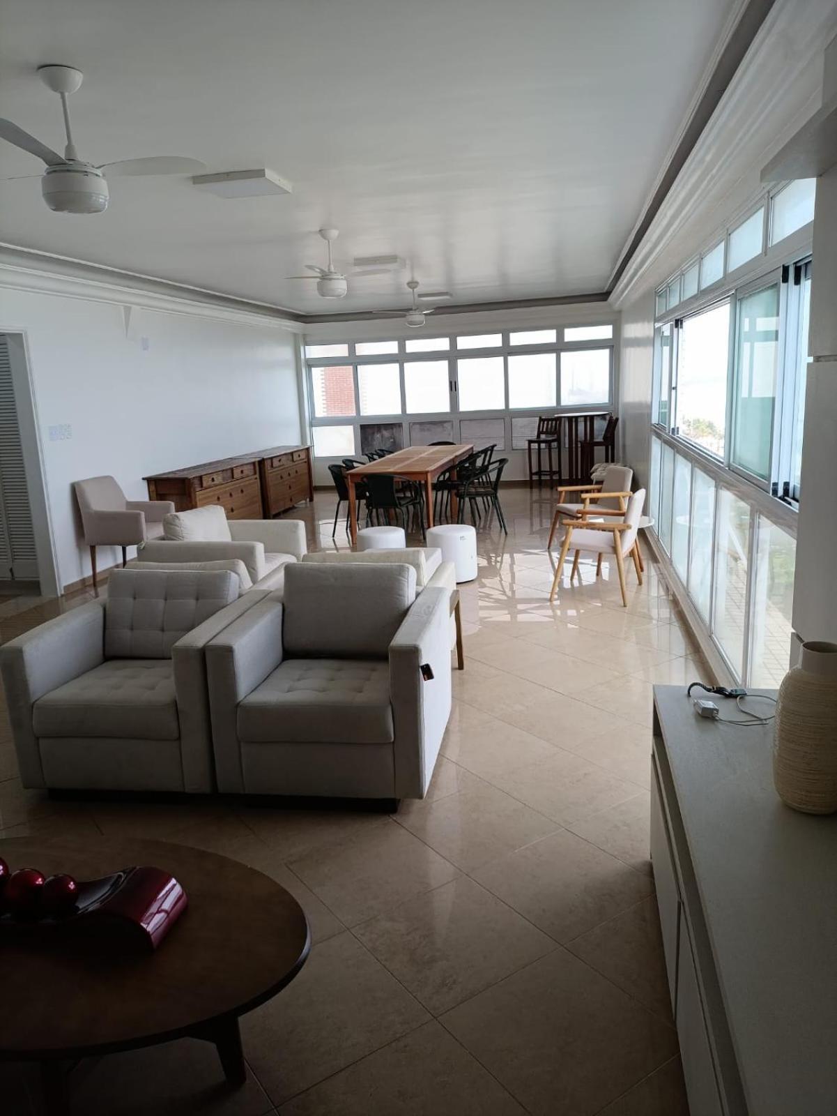 Apartment De Frente Ao Mar
